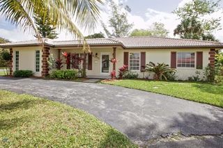 4095 NW 79th Ave, Coral Springs, FL 33065