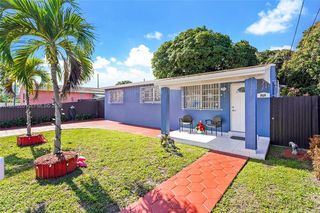 860 SE 7th Ave, Hialeah, FL 33010