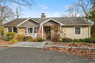 26 Crossman Road, Centerport, NY 11721