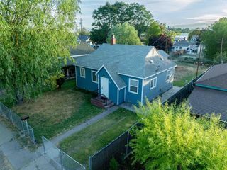 409 S  9th St, Sunnyside, WA 98944