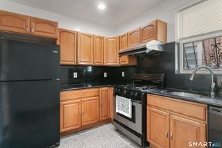 372 Dover Street, Bridgeport, CT 06610