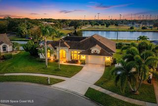 510 Lake Victoria Cir, Melbourne, FL 32940