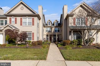 1004 Julian Dr W #W, Warminster, PA 18974