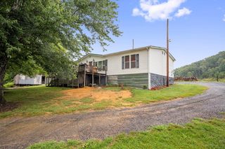 36386 Plum Creek Rd, Glade Spring, VA 24340