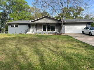 9344 Summers Rd, Rogers, AR 72756
