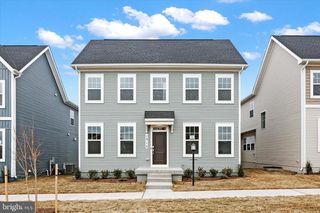 1315 Foal St #10, Ranson, WV 25438