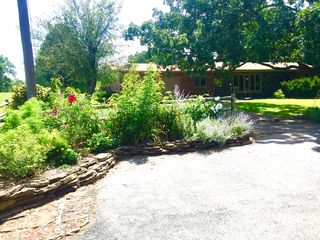 5714 N  State Highway H, Springfield, MO 65803