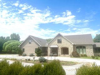 2000 E  Madison Rd, Arkansas City, KS 67005