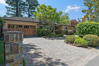 928 Altos Oaks Dr, Los Altos, CA 94024