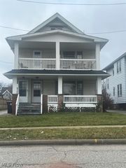3516 W  98th St, Cleveland, OH 44102