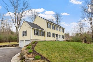 17 Higgins Road, Chichester, NH 03258