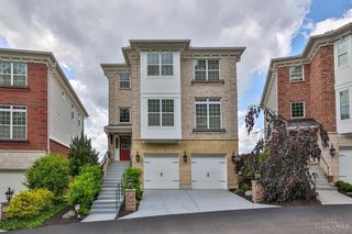 5351 Grand Vista Ct, Cincinnati, OH 45227