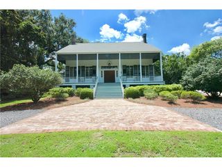 111 Myrtlewood Ln, Mobile, AL 36608