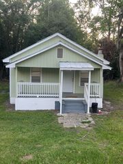 406 S  Adams St, Quincy, FL 32351