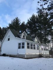 7296 S  Meridian Rd, Bannister, MI 48807