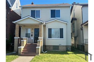 8215 Badger St, Detroit, MI 48213