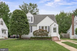 3 Rhode Island Ave, Cherry Hill, NJ 08002