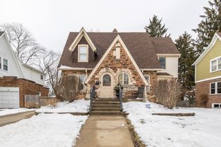 520 S Mitchell Ave, Arlington Heights, IL 60005