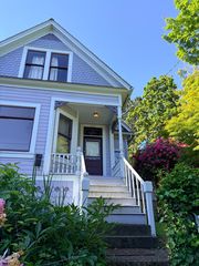 236 NE Thompson St, Portland, OR 97212