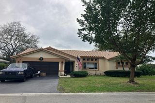 9876 NW 28th Ct, Coral Springs, FL 33071
