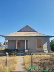 309 E  6th St, Roswell, NM 88201