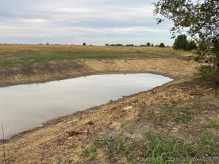 2121 N  1st Rd, Pryor, OK 74361
