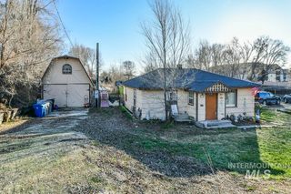 3325 E  Greenhurst Rd, Nampa, ID 83686