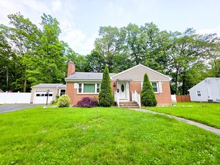 31 Andor Road, Manchester, CT 06040