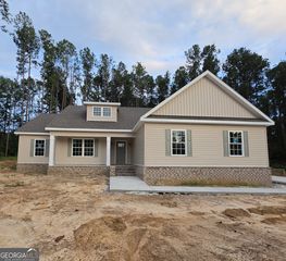 2030 Middleground Rd, Statesboro, GA 30461