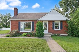 225 Shirley Avenue, Sellersburg, IN 47172