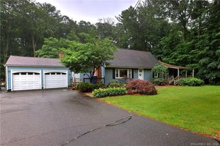 14 Capewell Dr, Bloomfield, CT 06002