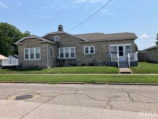 1201 E  Saint Clair St, Vincennes, IN 47591