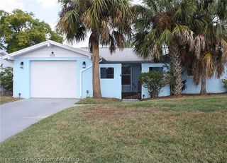 7313 Mako Dr, Hudson, FL 34667