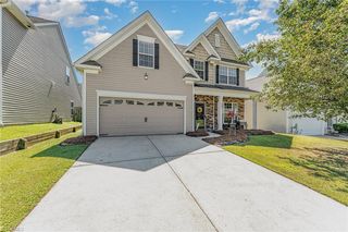 761 Spinning Wheel Point, High Point, NC 27265