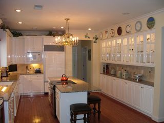 European Style Kitchen Cabinetry