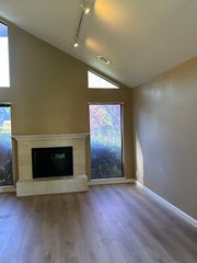 629 Commons Dr, Sacramento, CA 95825