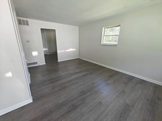 647 W  Franklin St, Shelbyville, IN 46176