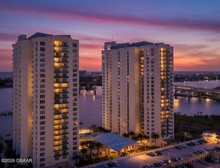 241 Riverside Dr #806, Holly Hill, FL 32117
