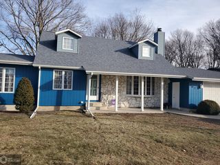 707 4th St, Whittemore, IA 50598