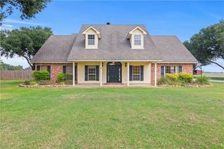 1168 Belgard Bend Rd, Boyce, LA 71409