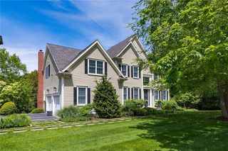 1 Nw Psge, Barrington, RI 02806