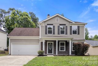11125 Northwoods Forest Dr, Charlotte, NC 28214
