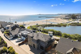 2974 E  Cliff Dr, Santa Cruz, CA 95062