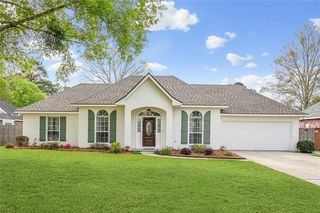 1332 Fairfield Dr, Mandeville, LA 70448