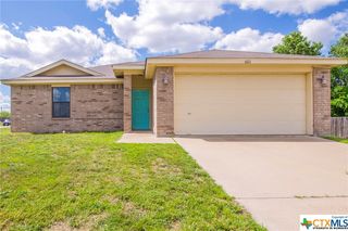 601 Redbud Dr, Copperas Cove, TX 76522