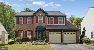 804 Falls Lake Dr, Bowie, MD 20721