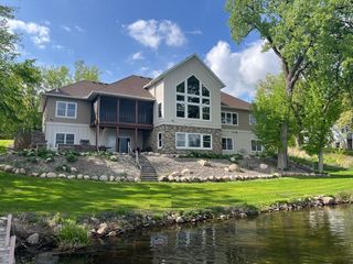 25424 Lake Rd, Saint Cloud, MN 56301