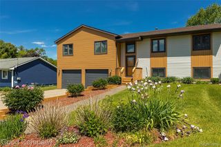 5410 Edgar Rd, Clarkston, MI 48346