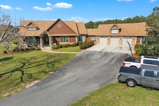 8170 State Highway 122 W, Hahira, GA 31632