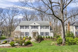 58 Candace Ln, Chatham, NJ 07928